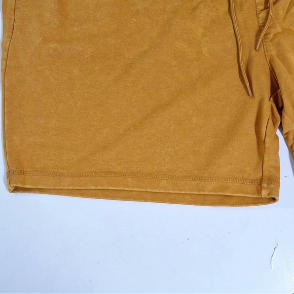 NWT NEW Men's Big & Tall Knit Shorts
Original Use Knit Shorts in Multiple sizes - Picture 3 of 7